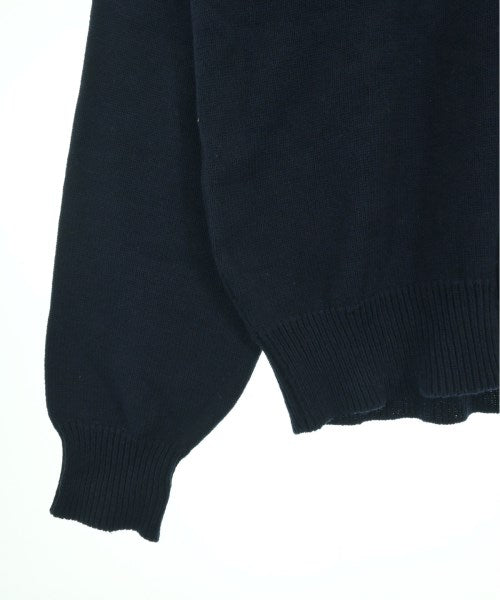 BROKEN BASE เสื้อกันหนาว