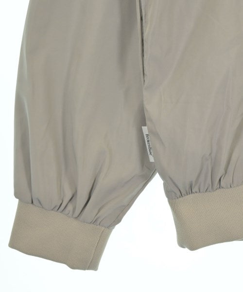 BROKEN BASE เสื้อสเวตเตอร์