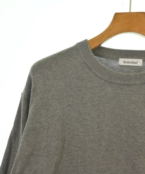 BROKEN BASE เสื้อกันหนาว