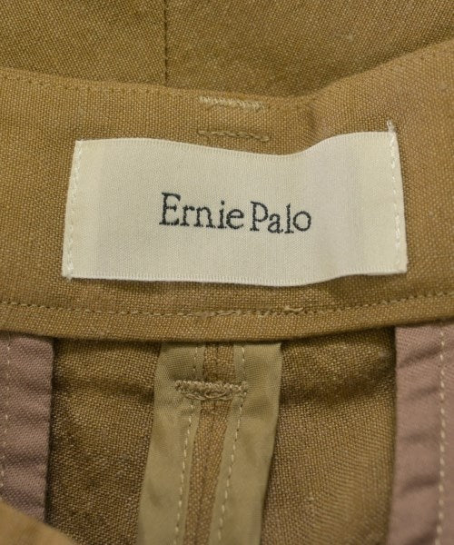 Ernie Palo กางเกงขาสั้น