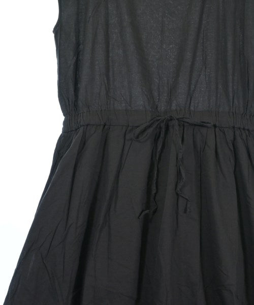 ITEMS URBAN RESEARCH ชุดเดรส