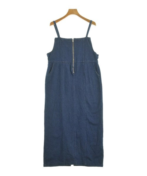 ITEMS URBAN RESEARCH ชุดเดรส