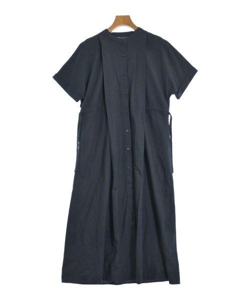 ITEMS URBAN RESEARCH ชุดเดรส