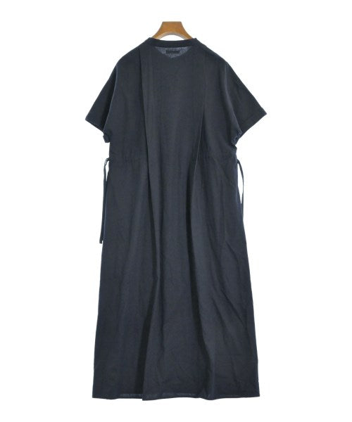 ITEMS URBAN RESEARCH ชุดเดรส