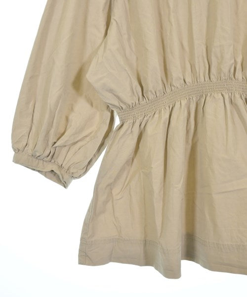 ITEMS URBAN RESEARCH เสื้อสตรี