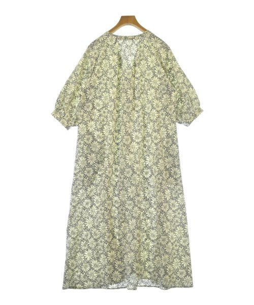 ITEMS URBAN RESEARCH ชุดเดรส