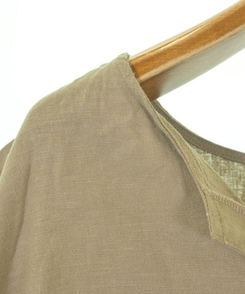 ITEMS URBAN RESEARCH เสื้อสตรี