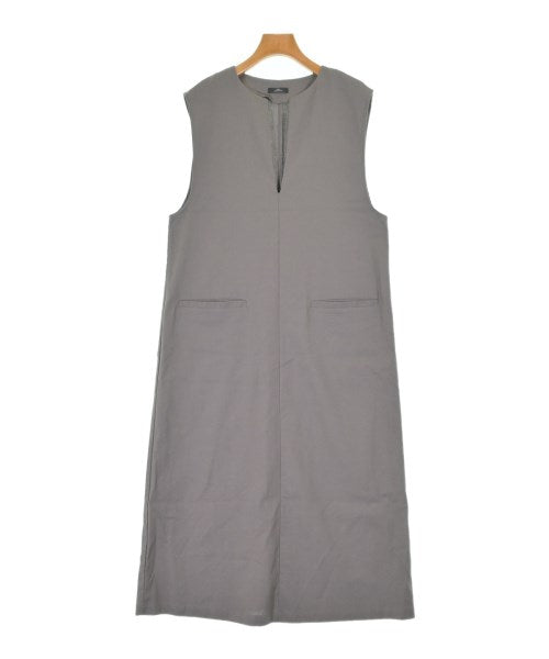 ITEMS URBAN RESEARCH ชุดเดรส