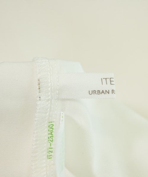 ITEMS URBAN RESEARCH เสื้อสตรี