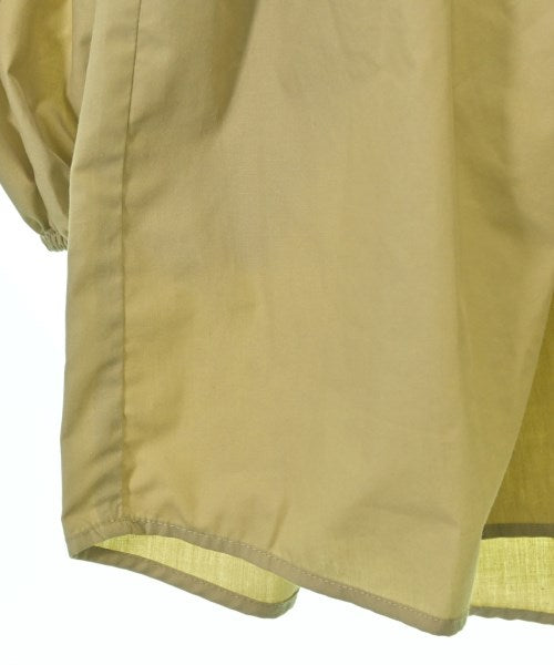ITEMS URBAN RESEARCH เสื้อสตรี