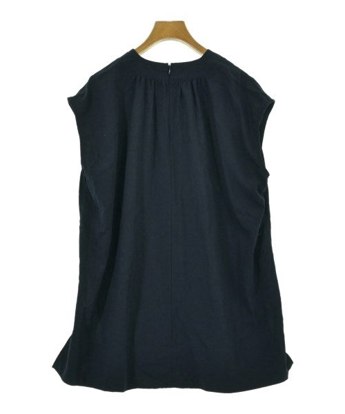 ITEMS URBAN RESEARCH เสื้อสตรี