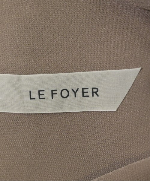 LE FOYER เสื้อลำลอง