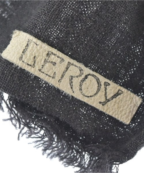 LEROY ผ้าคลุมไหล่