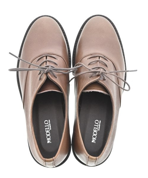 madras MODELLO รองเท้าสวมทางการ