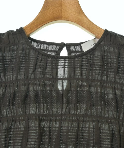 normment เสื้อสตรี