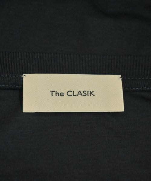 The CLASIK เสื้อยืด/เสื้อท็อปส์