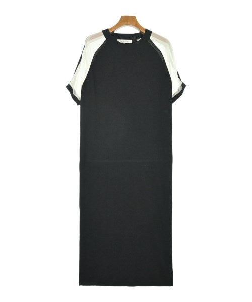 ESSENTIAL DOUBLE STANDARD CLOTHING ชุดเดรส