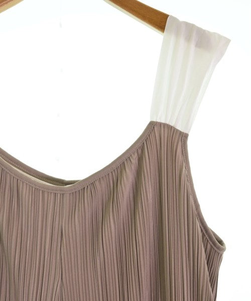 UNMINOU ชุดเดรส