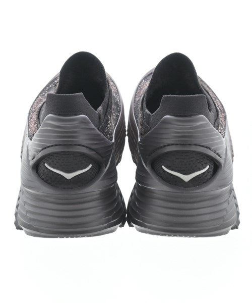 PARIA/FARZANEH รองเท้าผ้าใบ