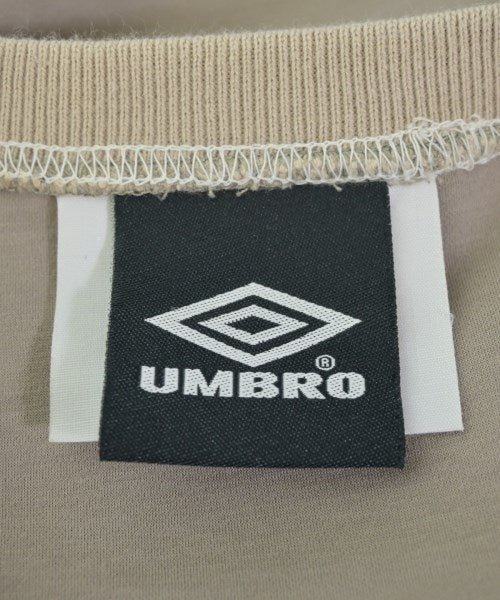 BASICK เสื้อยืด/เสื้อท็อปส์