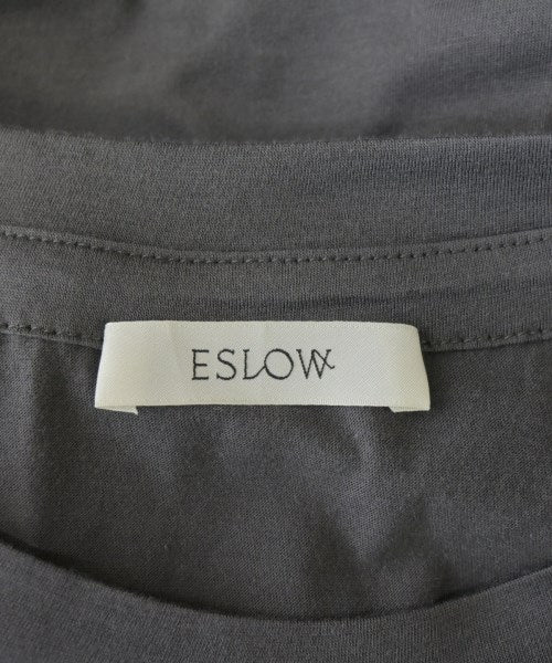 ESLOW เสื้อยืด/เสื้อท็อปส์