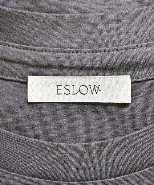 ESLOW เสื้อยืด/เสื้อท็อปส์