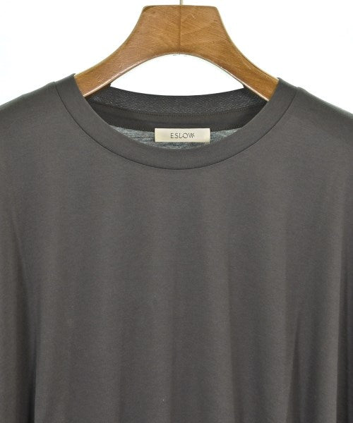 ESLOW เสื้อยืด/เสื้อท็อปส์