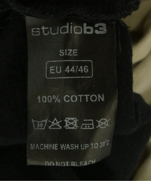 STUDIO b3 เสื้อยืด/เสื้อท็อปส์