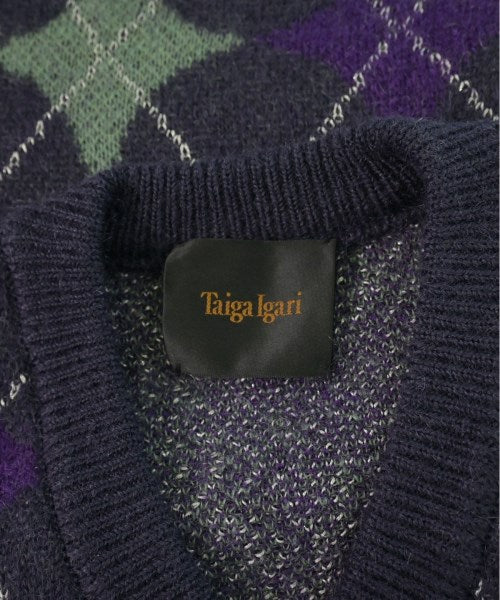 Taiga Igari เสื้อกันหนาว