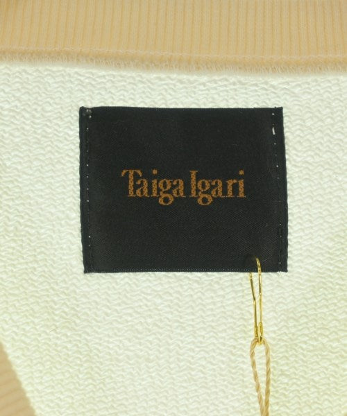 Taiga Igari เสื้อสเวตเตอร์