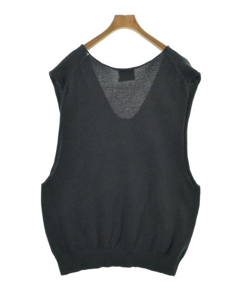 Taiga Igari เสื้อกันหนาว