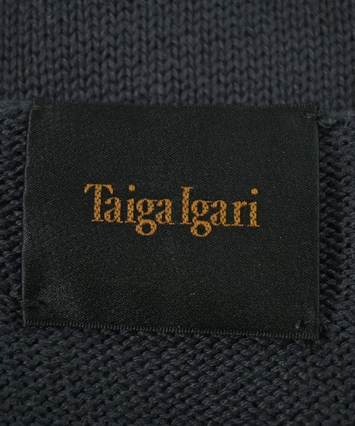 Taiga Igari เสื้อกันหนาว