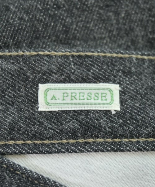 A.PRESSE ยีนส์