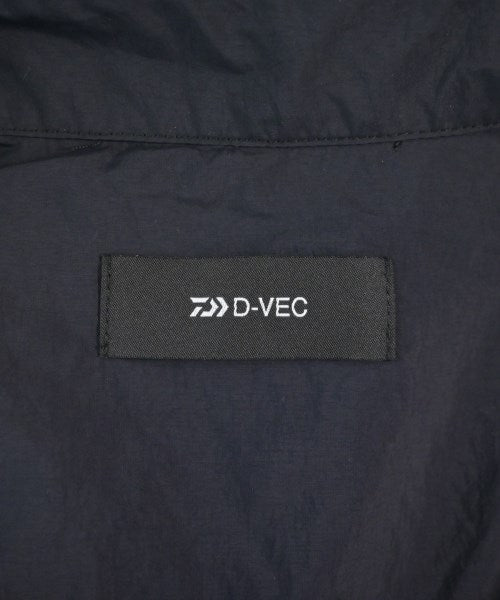 D-VEC เสื้อลำลอง