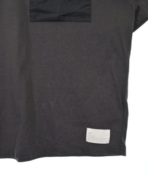 D-VEC เสื้อยืด/เสื้อท็อปส์