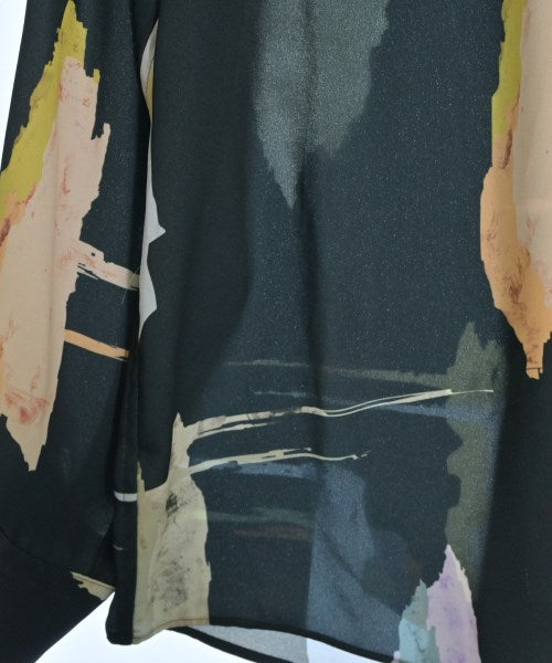 LiNoH เสื้อลำลอง