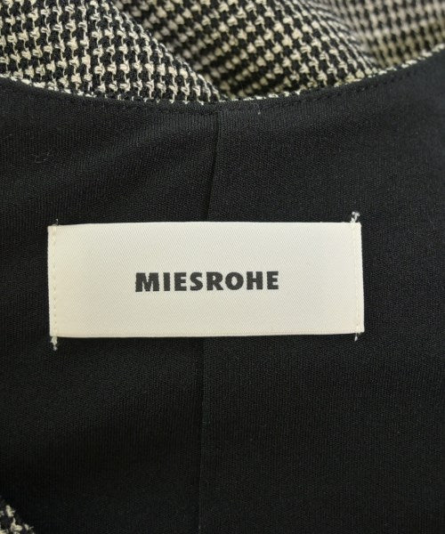 MIESROHE ชุดเดรส