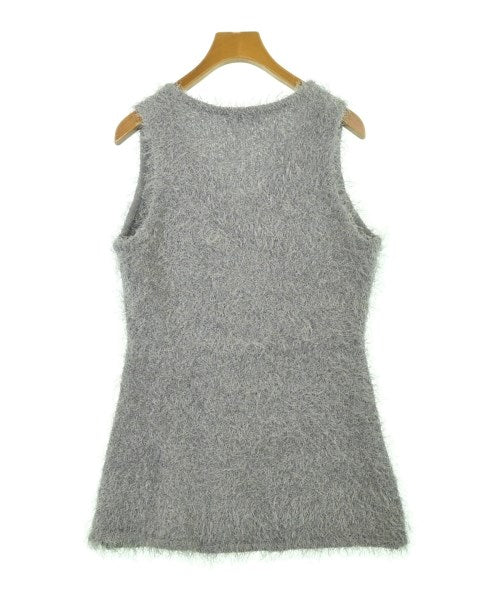 MIESROHE เสื้อแขนกุด