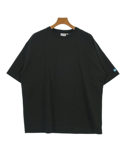 NCAA เสื้อยืด/เสื้อท็อปส์