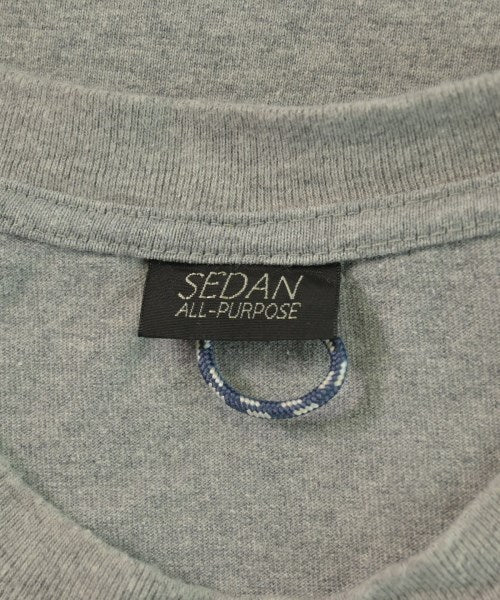 SEDAN ALL-PURPOSE เสื้อยืด/เสื้อท็อปส์