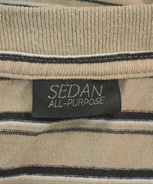 SEDAN ALL-PURPOSE เสื้อยืด/เสื้อท็อปส์