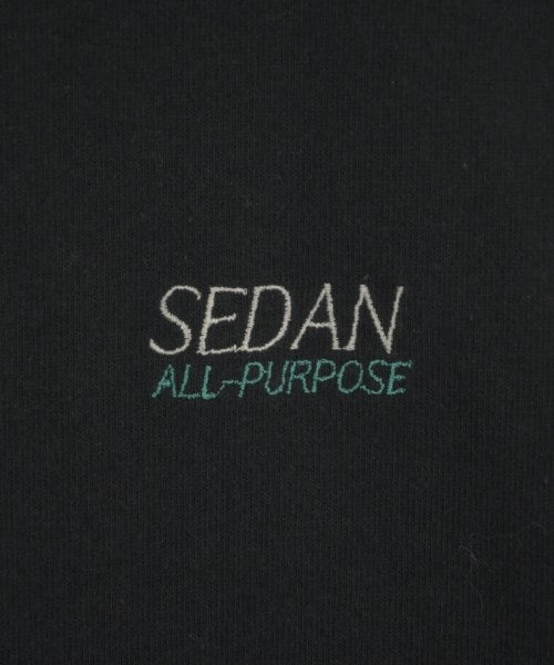 SEDAN ALL-PURPOSE เสื้อยืด/เสื้อท็อปส์