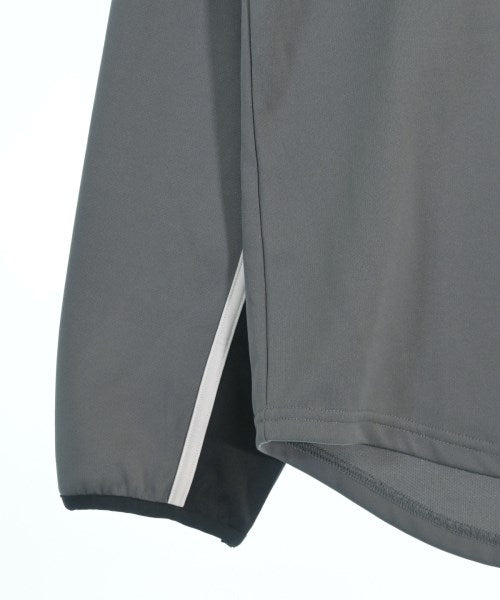 SEDAN ALL-PURPOSE เสื้อยืด/เสื้อท็อปส์