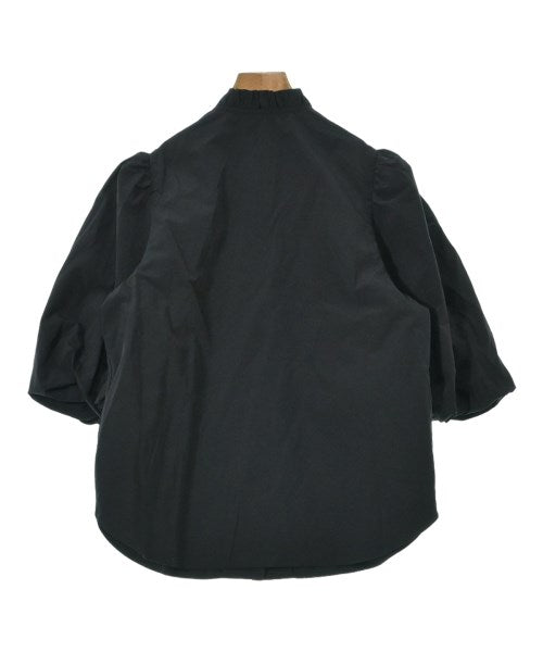 AMICA เสื้อสตรี