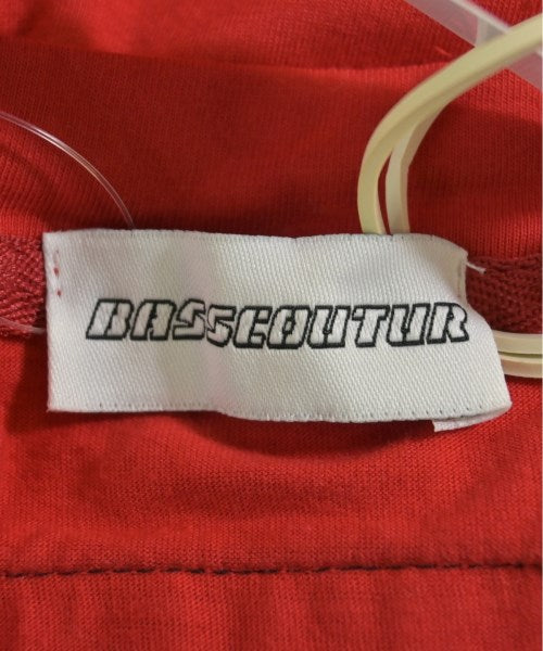 BASSCOUTUR เสื้อยืด/เสื้อท็อปส์