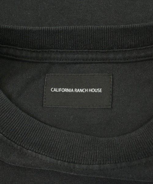 CALIFORNIA RANCH HOUSE เสื้อยืด/เสื้อท็อปส์
