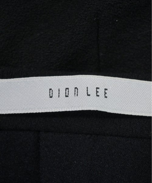 DION LEE กระโปรงยาวถึงเข่า