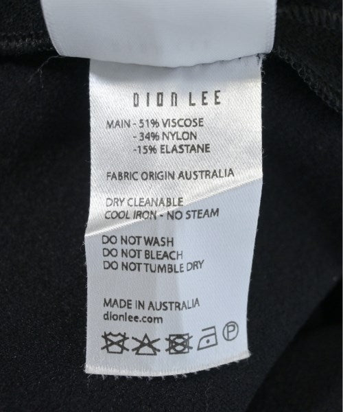 DION LEE กระโปรงยาวถึงเข่า