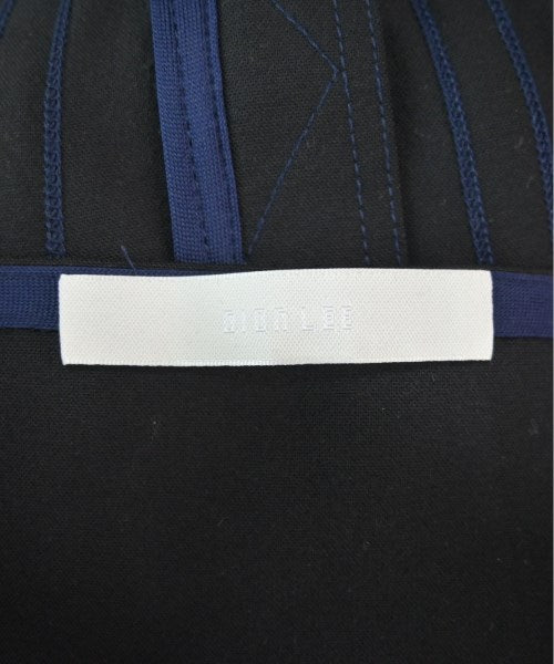 DION LEE เสื้อลำลอง