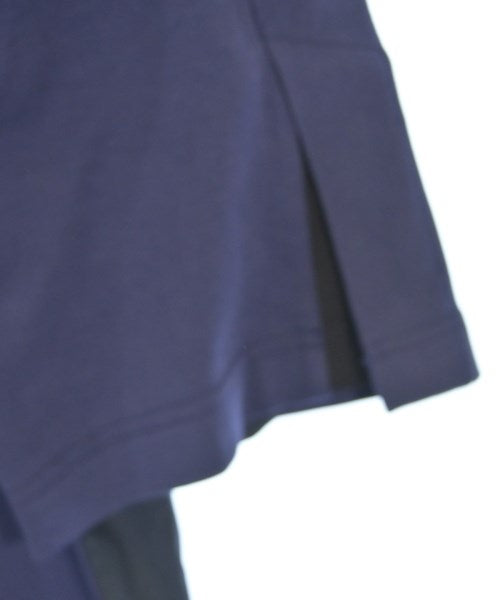 etre relie เสื้อยืด/เสื้อท็อปส์